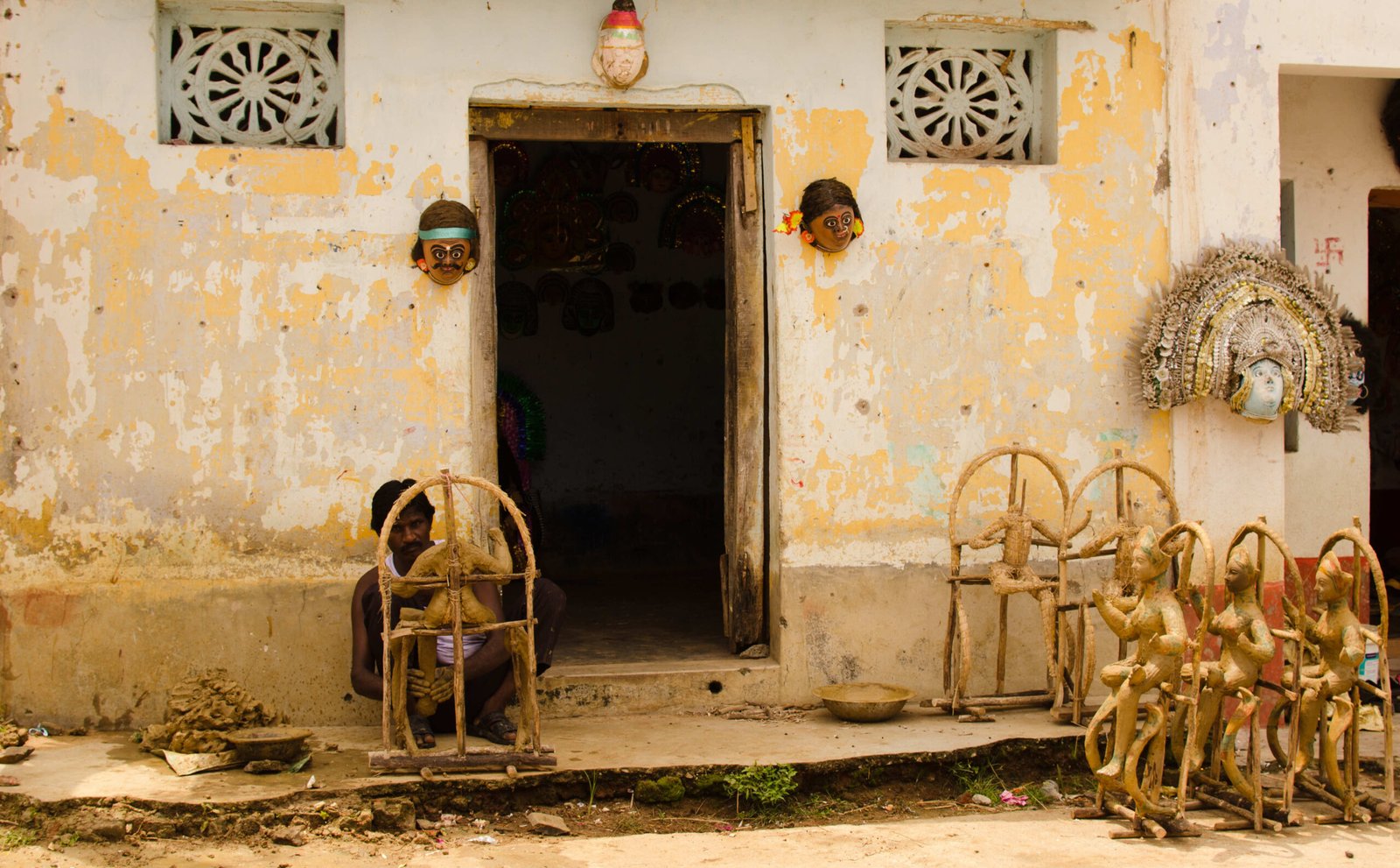 Charida village mask-making process of ছৌ নাচ