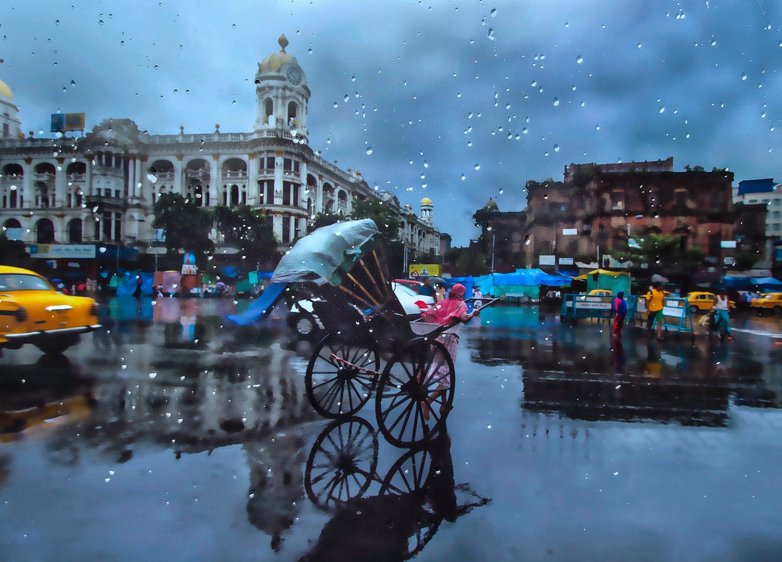Sammya Brata Mallick: Framing Stories Beyond the Lens 12 Photographer in Focus, Sammya Brata Mallick, Nikon India, Kolkata street photography, Indian street photography, Indian documentary photography, natural light photography, low-light photography, Nikon Z8, 24mm, 18mm APS-C, Adobe Photoshop, Lightroom Mobile, Snapseed, Soumya Shankar Ghosal, Benaras photography, Old Delhi photography, gear vs vision, observation and patience, storytelling in photography