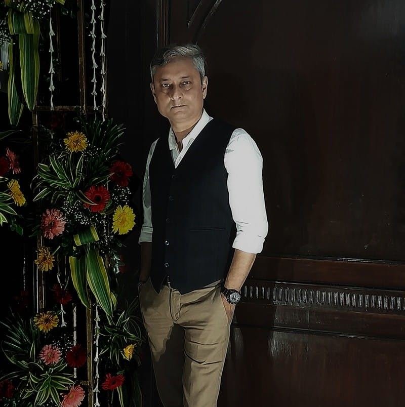 Joydeep Mukherjee: Listening to Light, Witnessing Lives - COG India Art