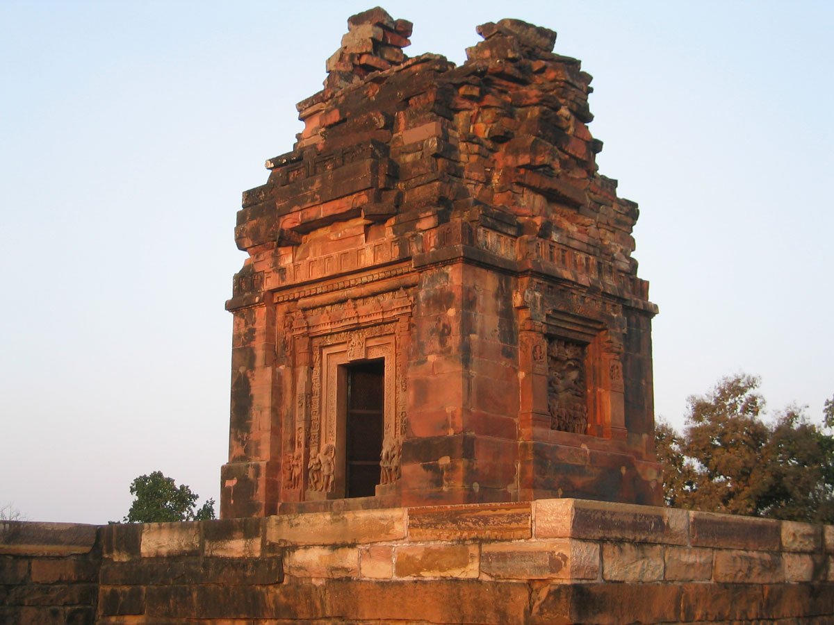 Sacred Geometry in Indian Temple Design: Cosmology, Proportion, and Architectural Practice 2 Dasavatara temple deogarh