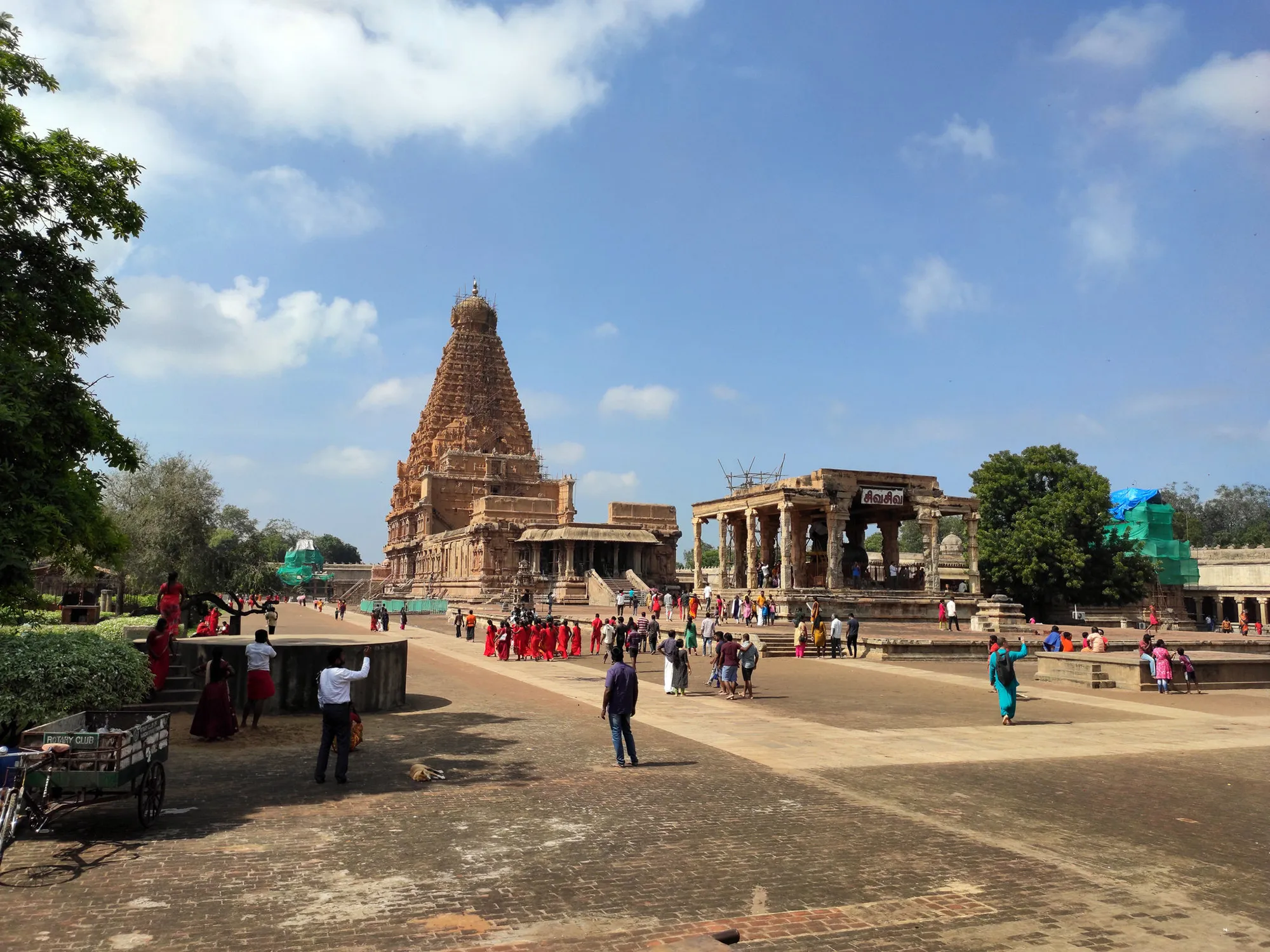 Brihadeeswara Temple, Thanjavur: Chola Architecture and the Grammar of Sacred Geometry 9 Lodo Brihadesvara Temple Tanjavur India