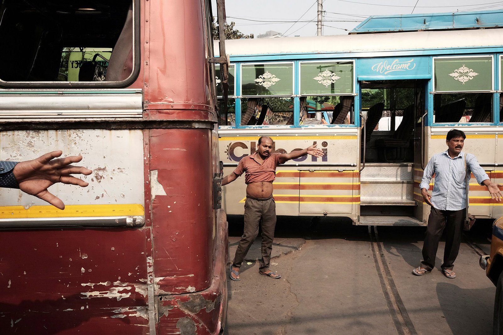 Through Soumendra Saha’s Unhurried Eye 3 Through Soumendra Saha’s Unhurried Eye - COG India Art